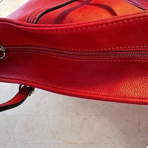 Nine West Blake Red Large Shoulder Tote Bag Purse & Bonus Black/White  Pouch NEW - Picture 10 of 16